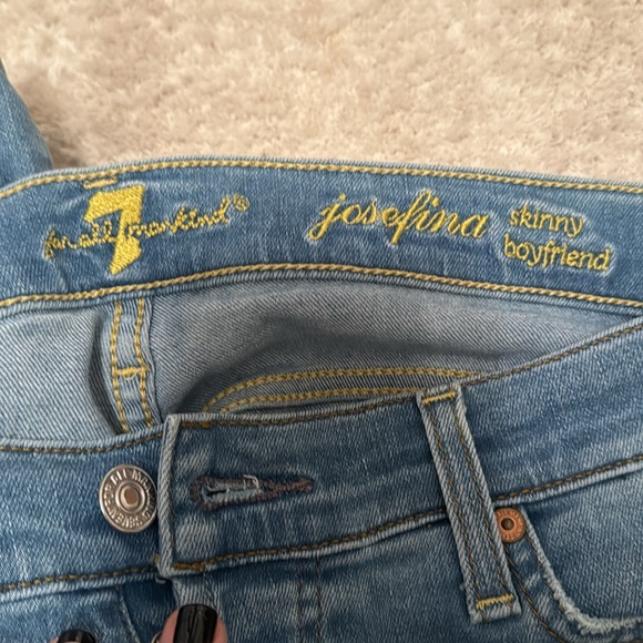 Josephina Skinny Boyfriend - Picture 5 of 7